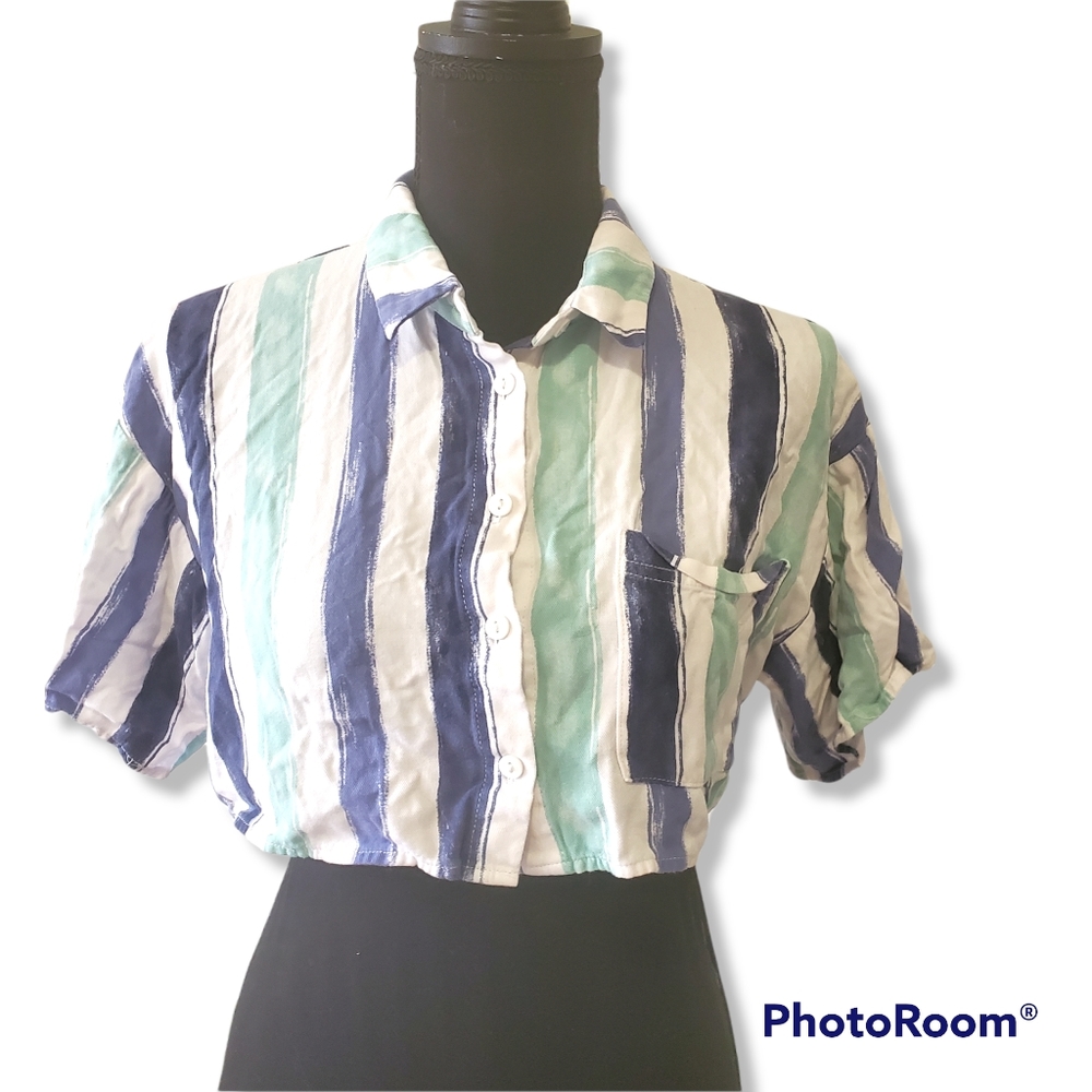 Forever 21 Cropped Button Down Shirt